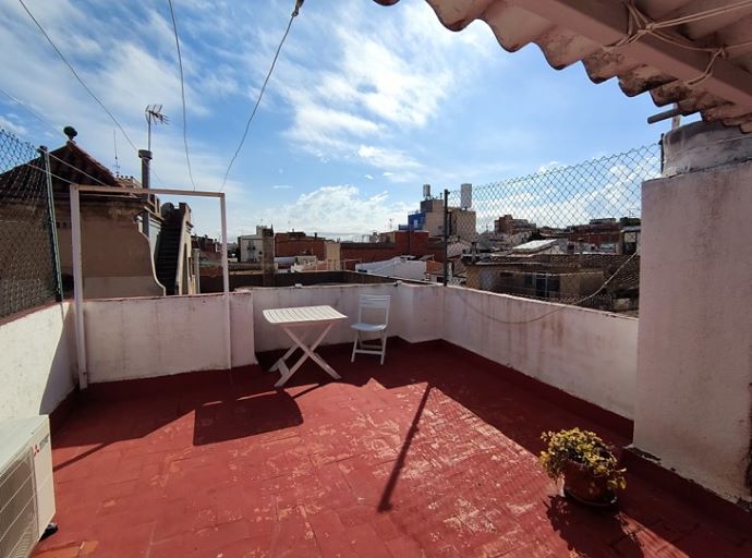 CASA EN VENTA BADALONA VENDA COMPRA CENTRE PLATJA LLARS MONTGAT TERRASSA VISTES (21)