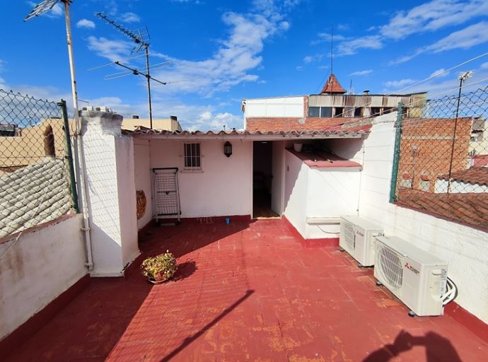 CASA EN VENTA BADALONA VENDA COMPRA CENTRE PLATJA LLARS MONTGAT TERRASSA VISTES (24)