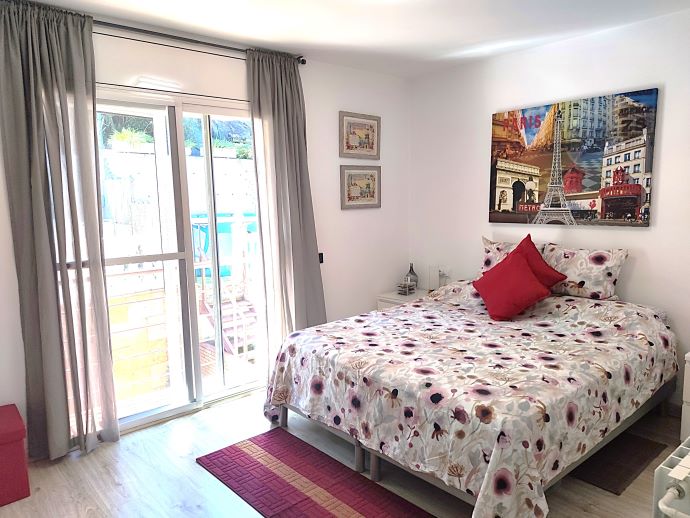 CASA EN VENTA ADOSADA UNIFAMILIAR MONTGAT TERRAZA GARAJE LLARSMONTGAT (24)