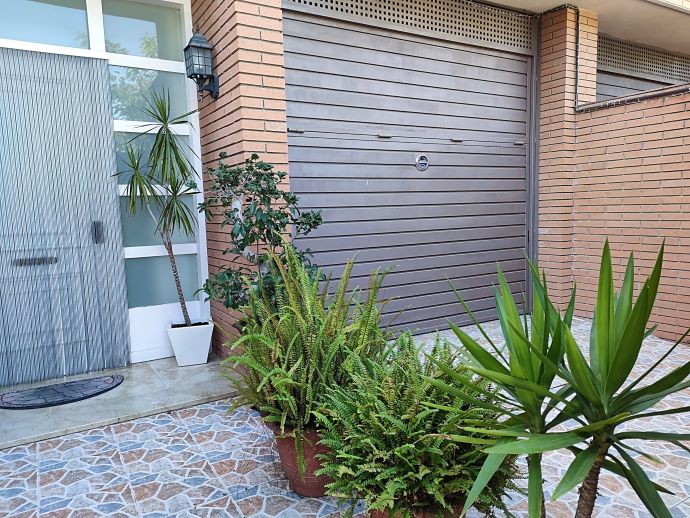 CASA EN VENTA ADOSADA UNIFAMILIAR MONTGAT TERRAZA GARAJE LLARSMONTGAT (35)