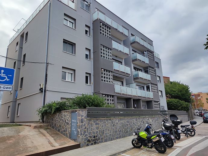 PISO EN VENTA EXTERIOR REFORMADO MONTGAT LLARSMONTGAT (18)