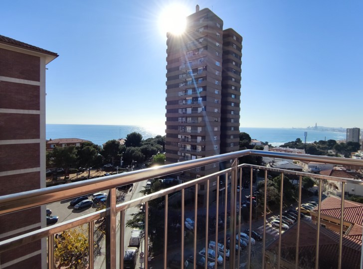 comprar piso montgat turo vistas a mar playa ascensor balcón terraza llarsmontgat (25)