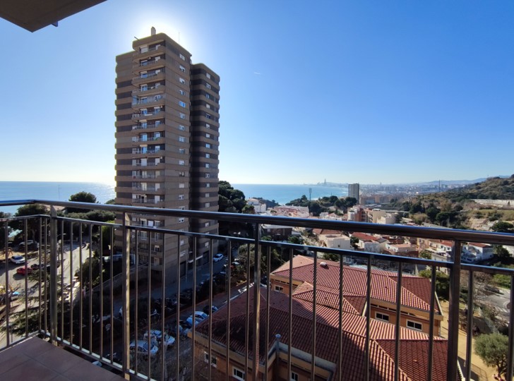 comprar piso montgat turo vistas a mar playa ascensor balcón terraza llarsmontgat (8)