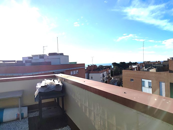 atico duplex en venta compra piso terraza vistas a mar playa pla de montgat llars llarsmontgat (1)