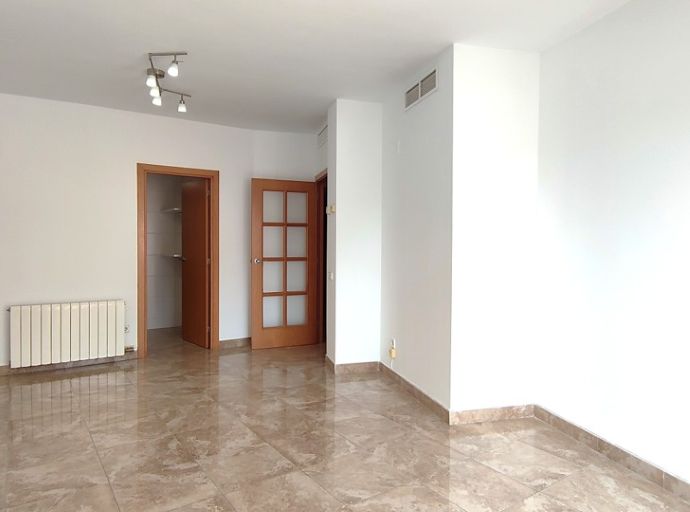 compra piso montgat venta piso playa vistas ascensor parking trastero llars inmobiliaria montgat (2)