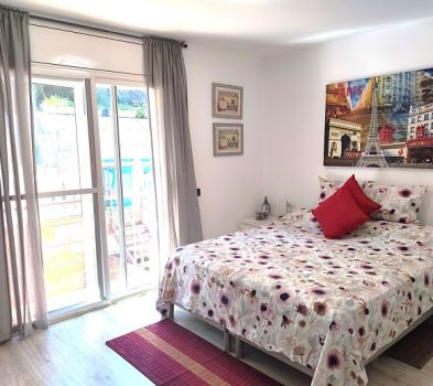 CASA EN VENTA ADOSADA UNIFAMILIAR MONTGAT TERRAZA GARAJE LLARSMONTGAT (24)