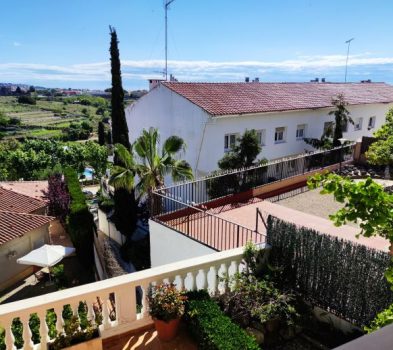 CASA EN VENTA COMPRA TIANA LLARS MONTGAT JARDIN TERRAZA (13)