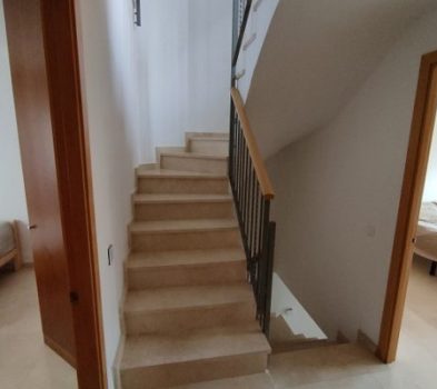 Second_floor_stairs-600x400