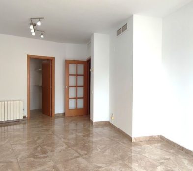 compra piso montgat venta piso playa vistas ascensor parking trastero llars inmobiliaria montgat (2)